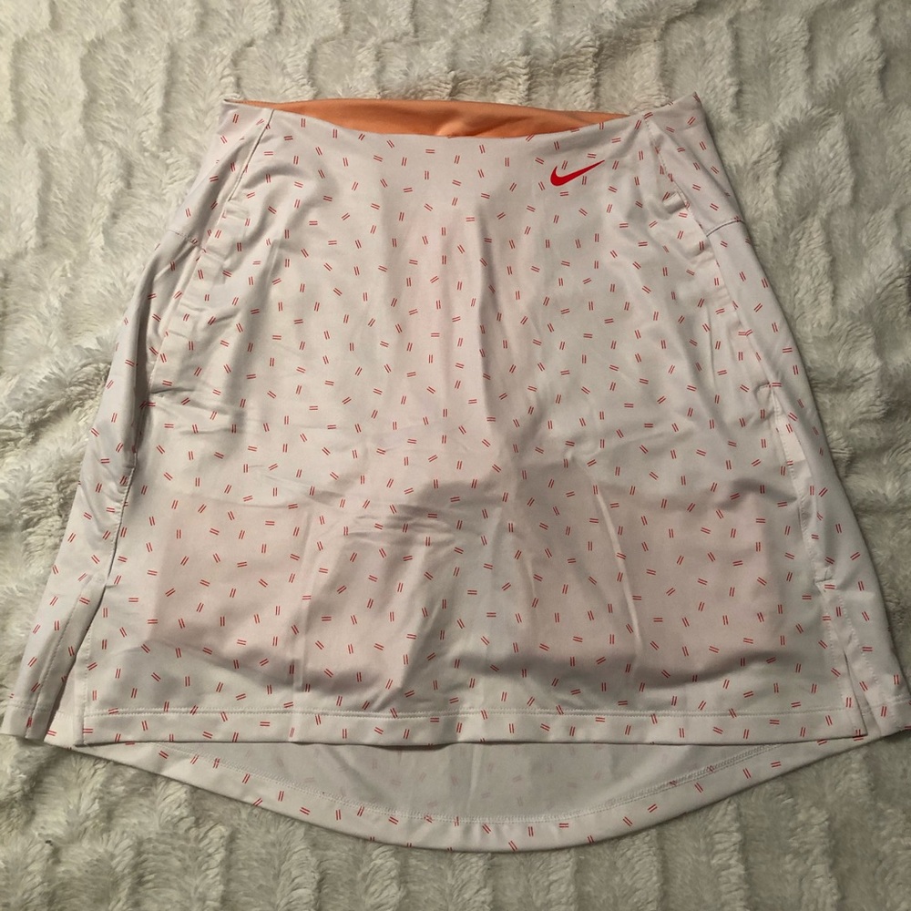 Nike Dri-Fit Skort peach and white